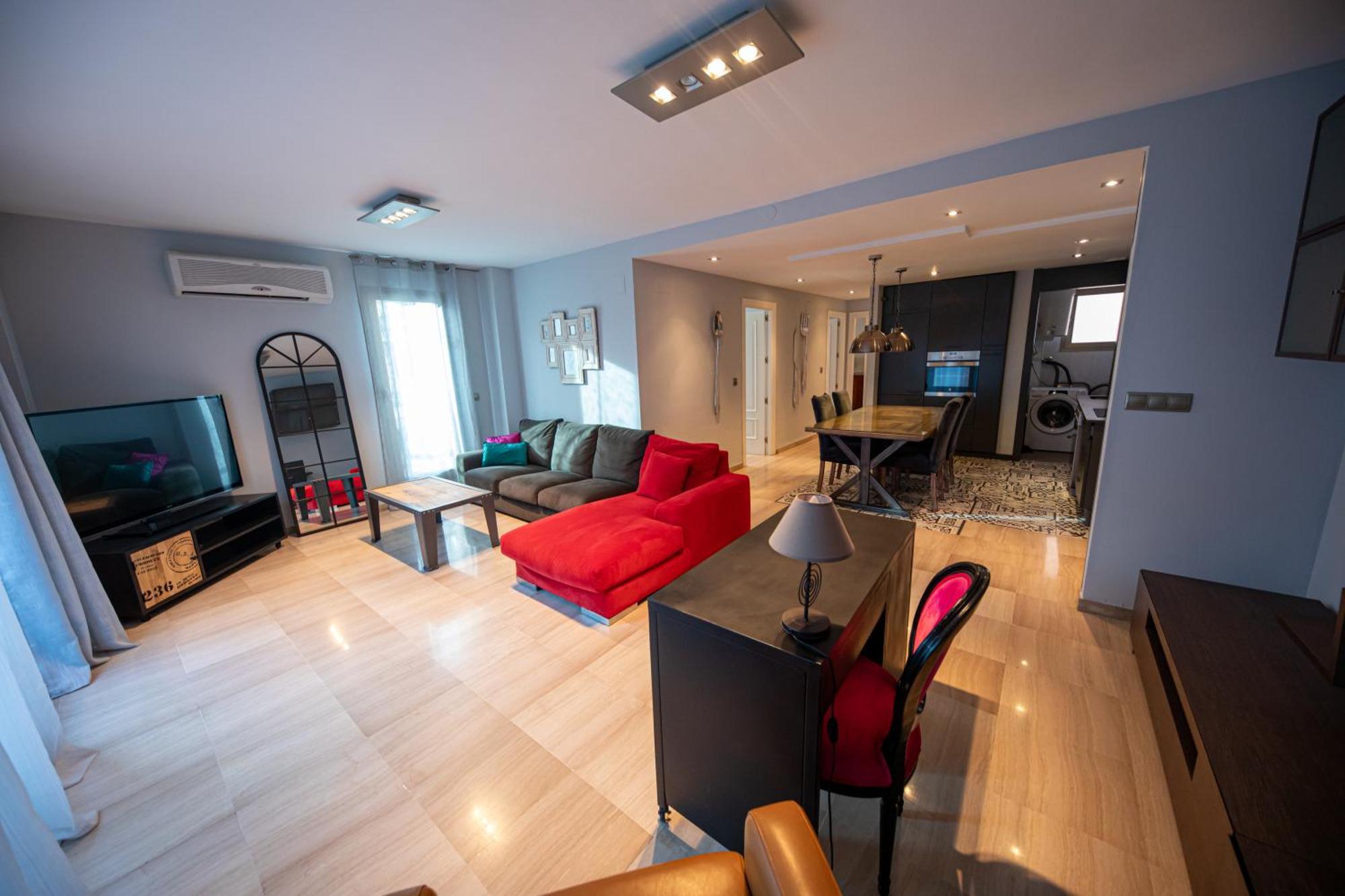 Atico Moderno Y Centrico Con Balcon Curvo En Apartment *