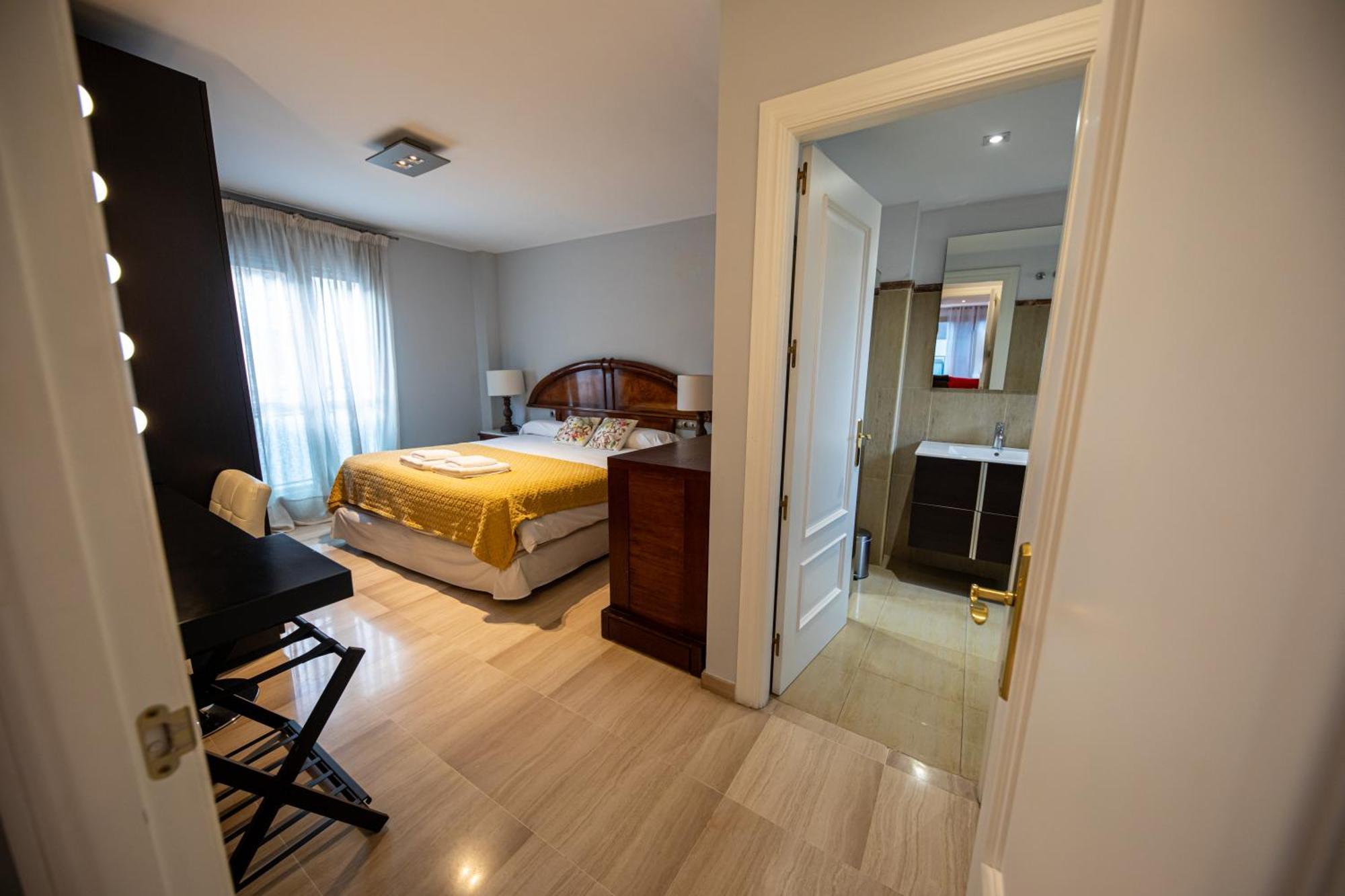 Atico Moderno Y Centrico Con Balcon Curvo En Appartement *